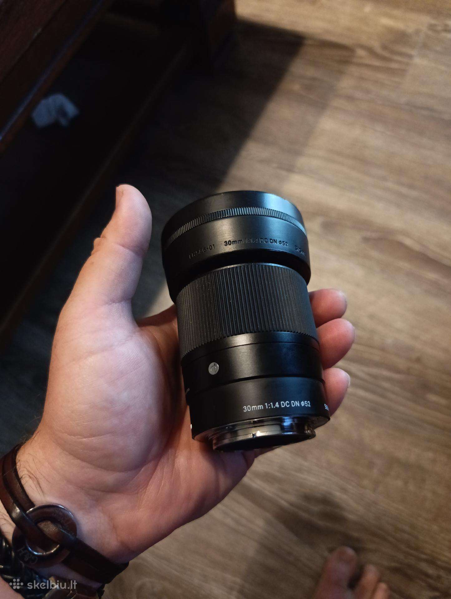 Sigma 30mm f/1.4 Dc Dn Contemporary + filtrai