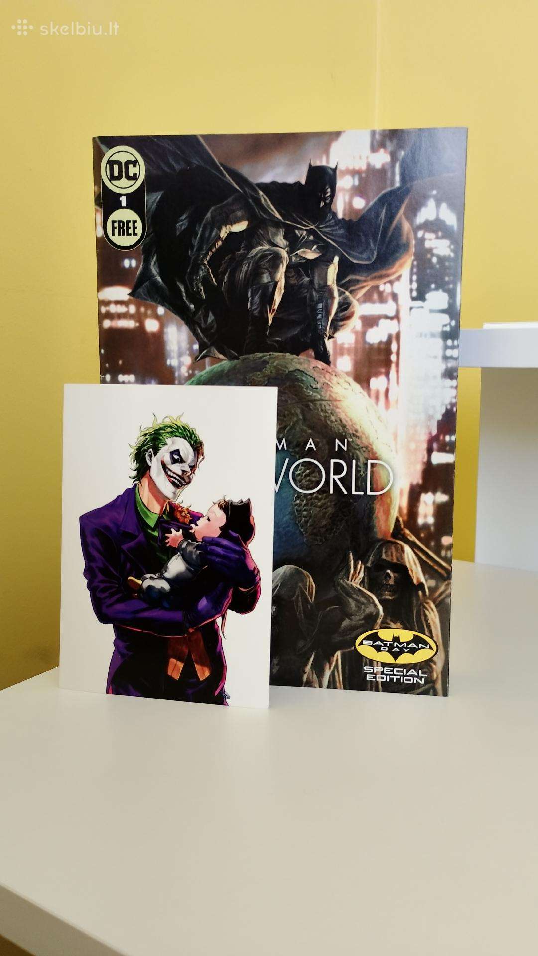 Komiksas Batman The World