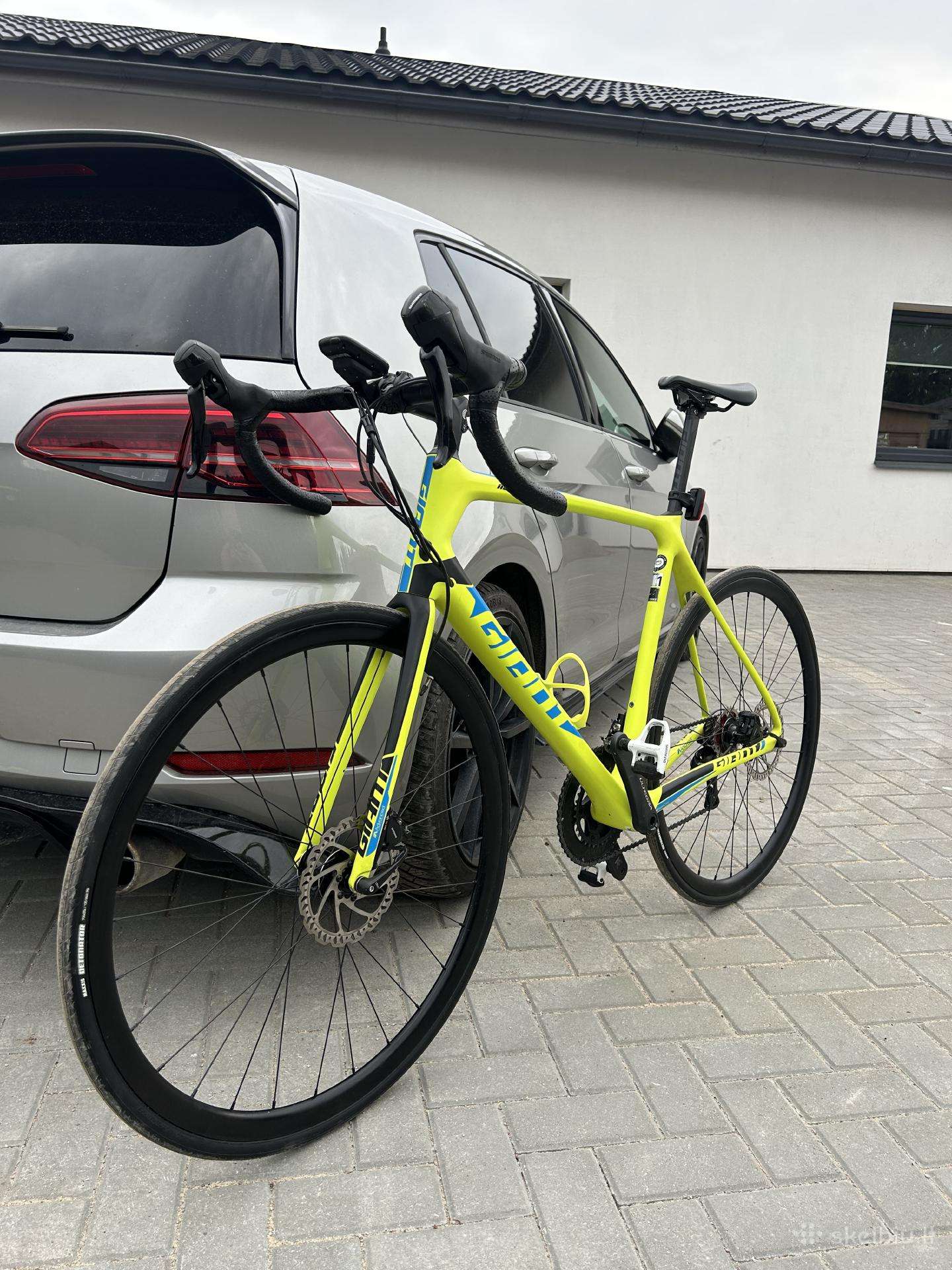 Giant Advanced Tcr