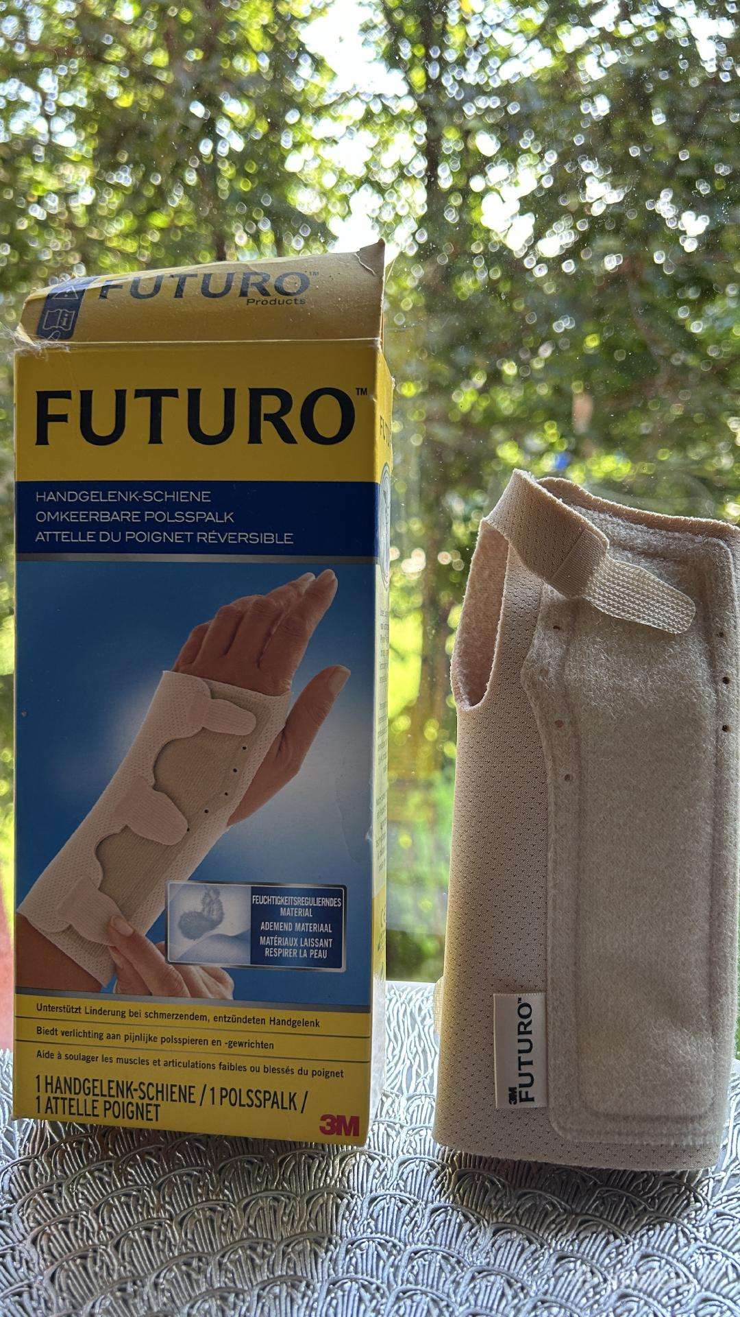 Futuro riešo įtvaras