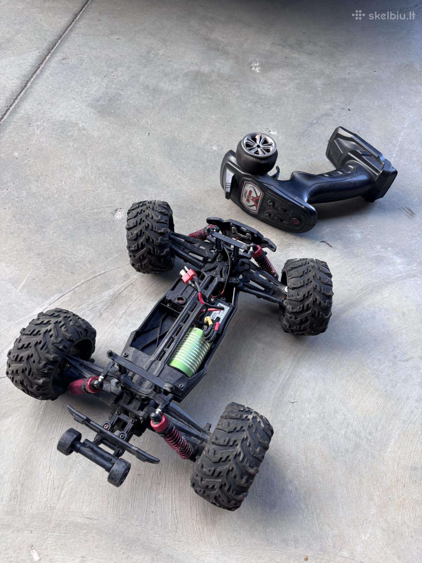 RC modelis car mašinėlė valdoma radijo bangomis
