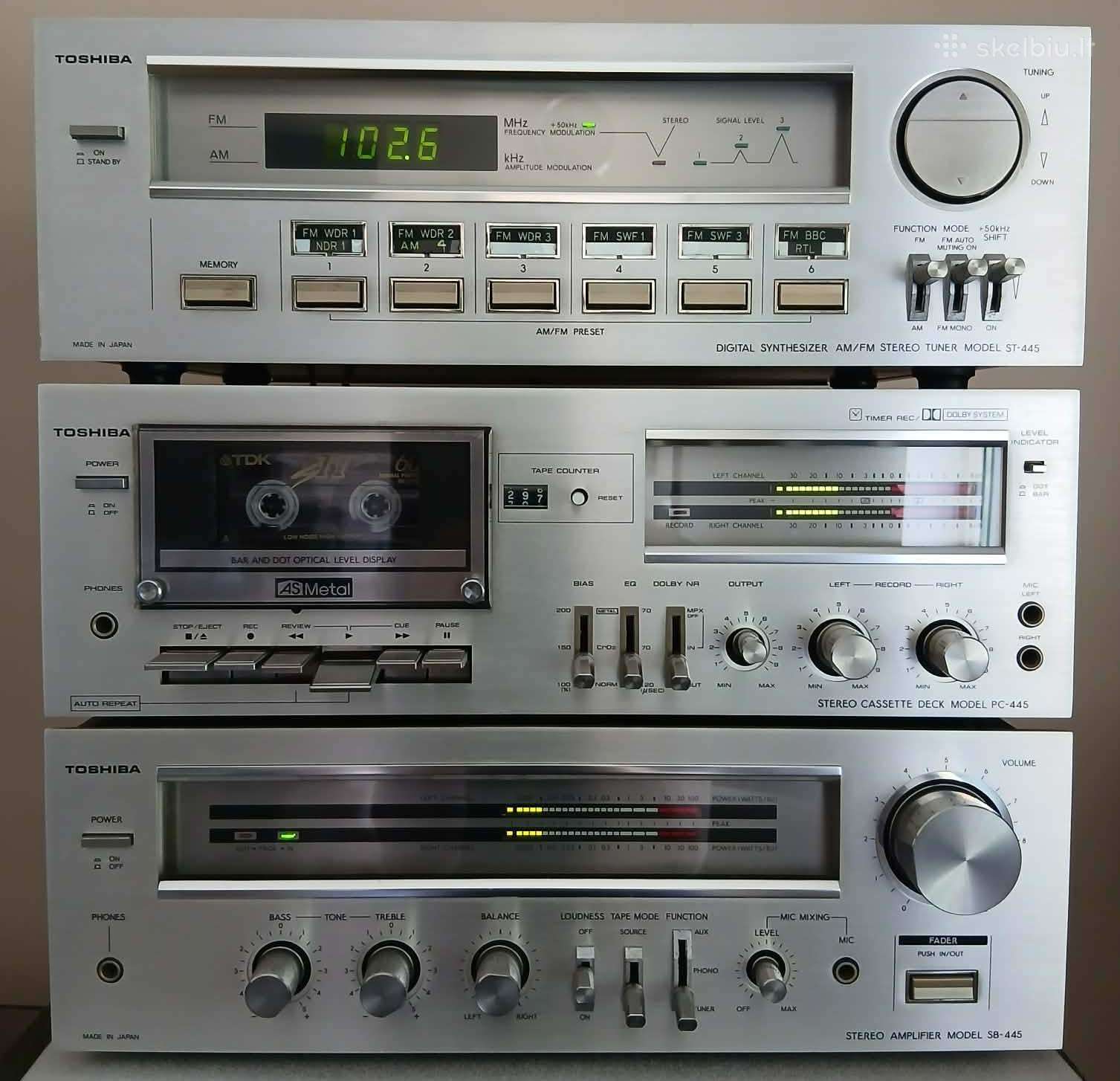 Toshiba stereo komplektas