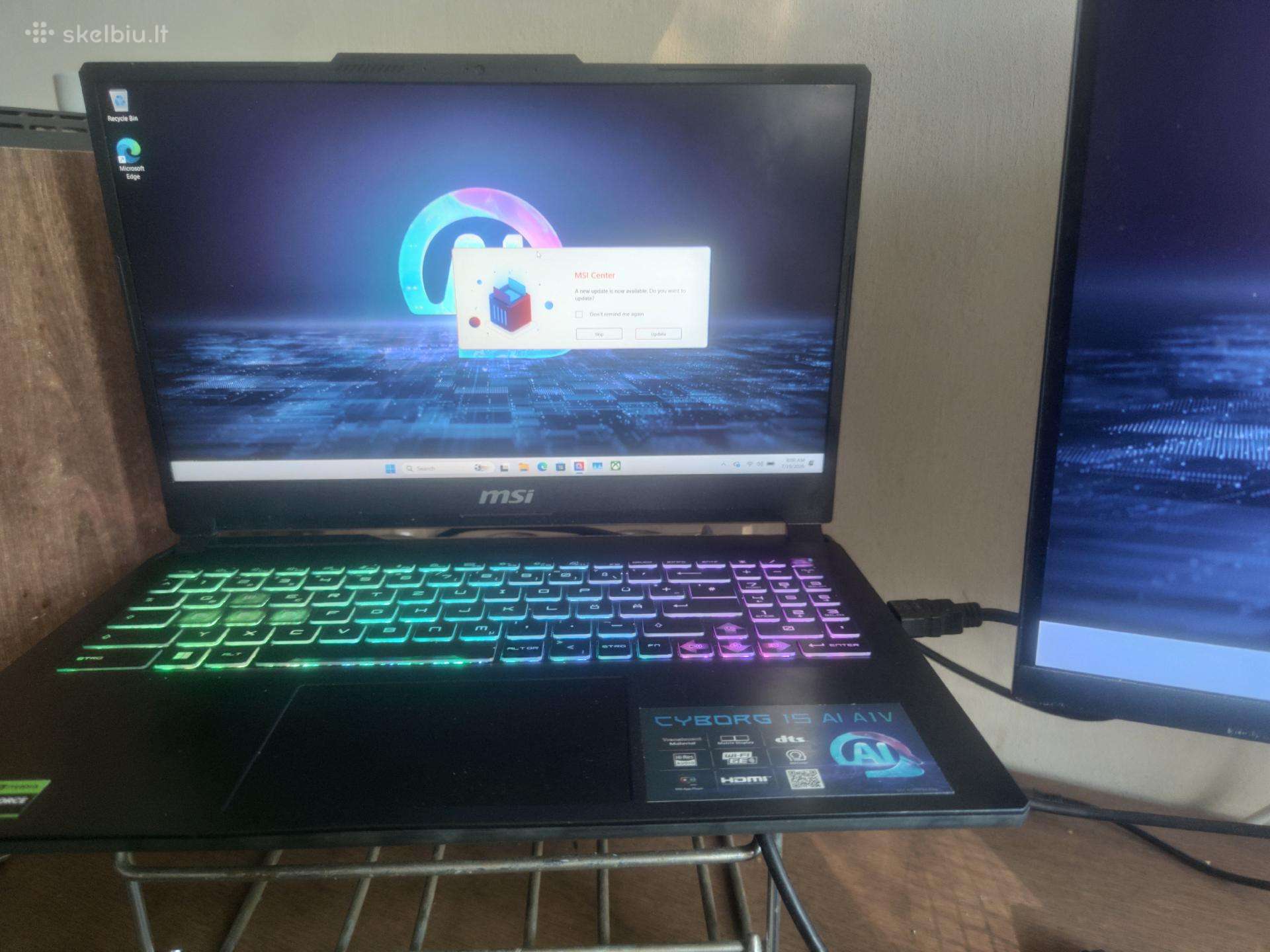 Msi Cyborg 15 Ai rtx4060, intel ultra 5