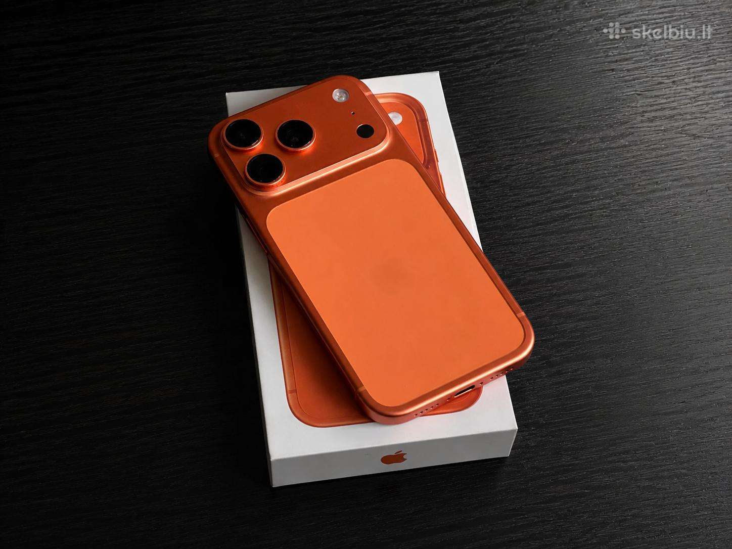 iPhone 17 pro oranžinis