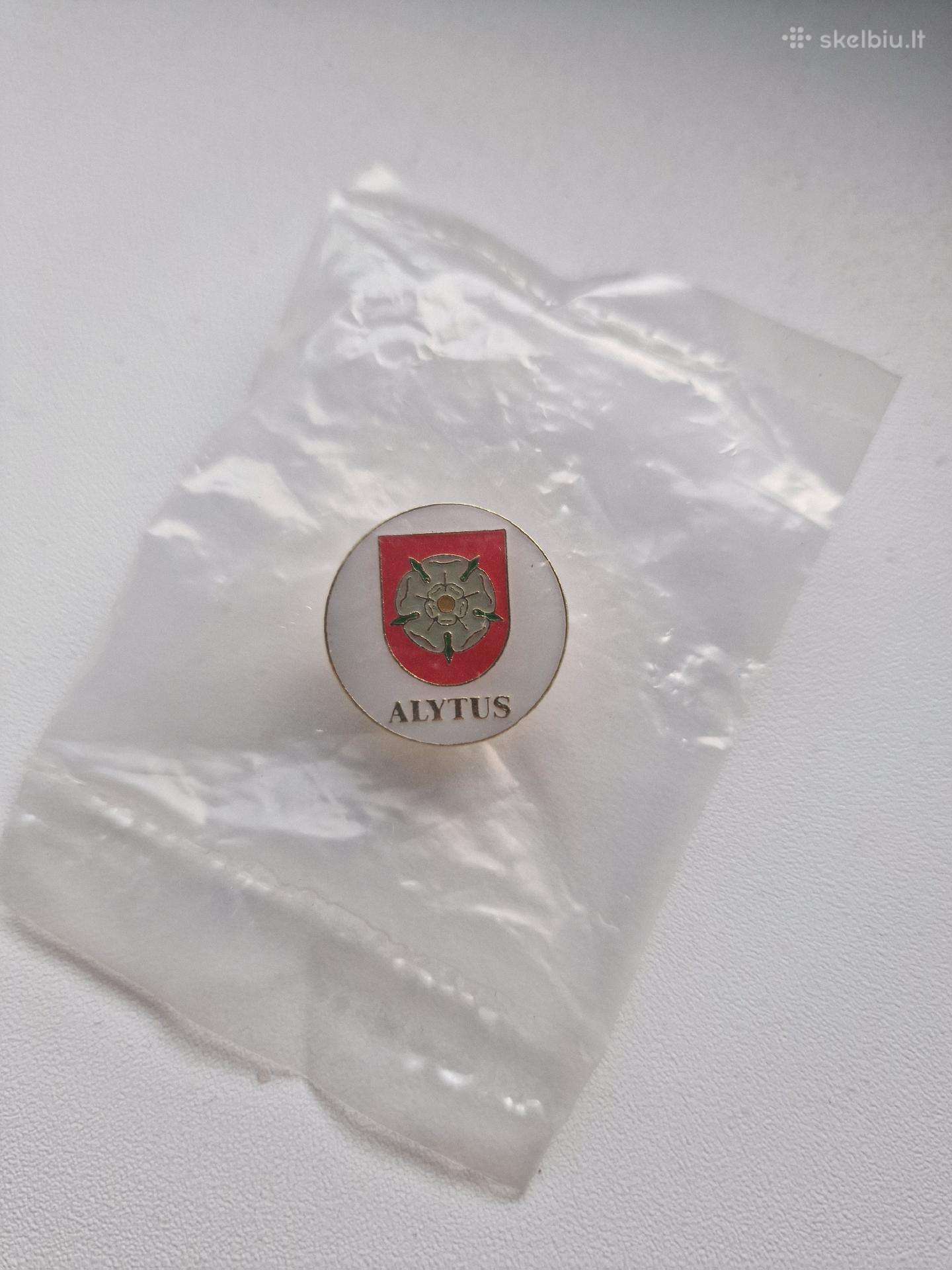 Prisegamas ženkliukas
