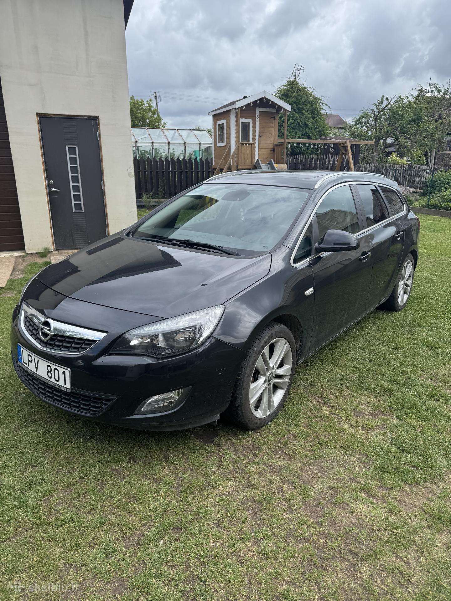 Opel astra sports tourier