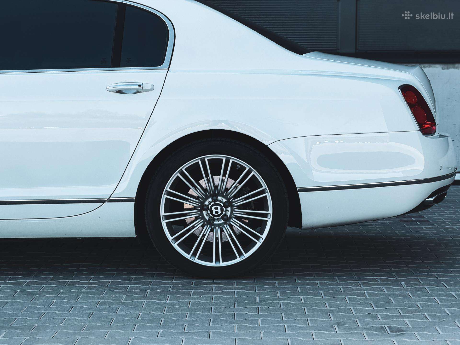 Bentley Flying Spur, limousine