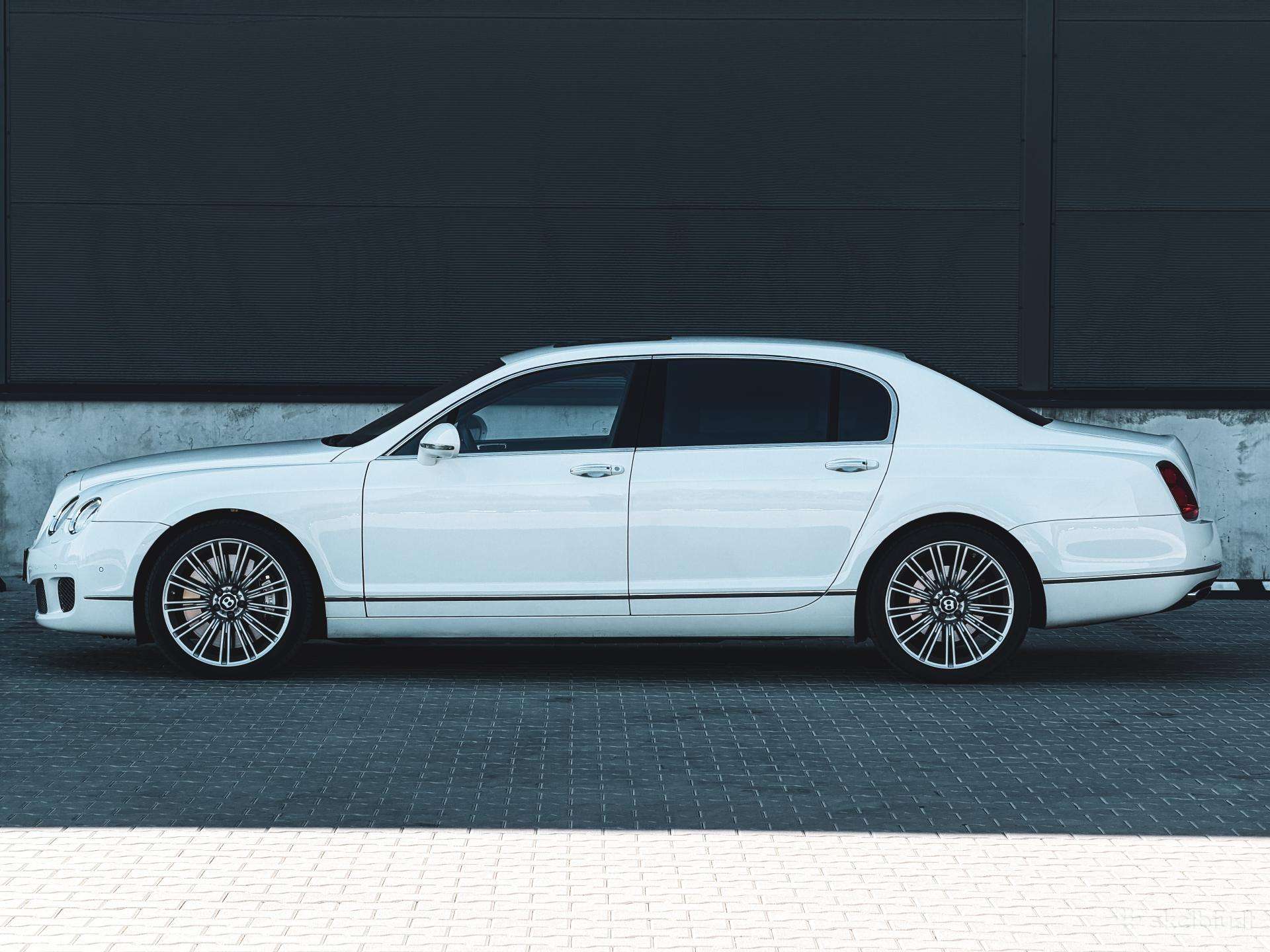 Bentley Flying Spur, Лимузин
