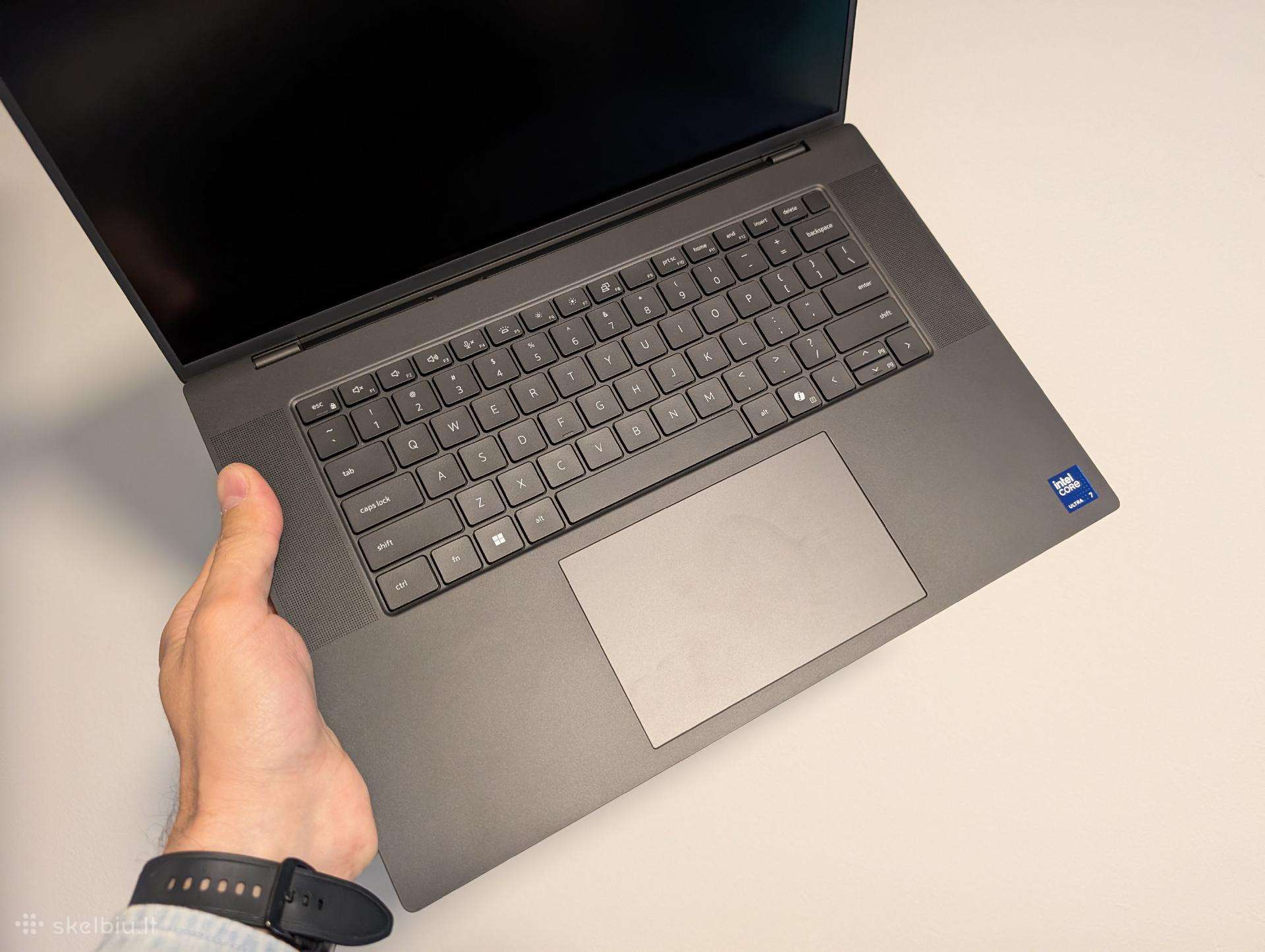 New Dell Precision 5690 Ultra 7 165h/64gb/1tb/rtx
