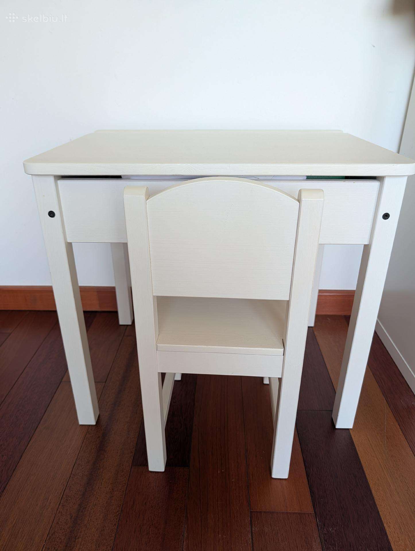 Ikea Sundvik vaikiškas stalas ir kėdutė
