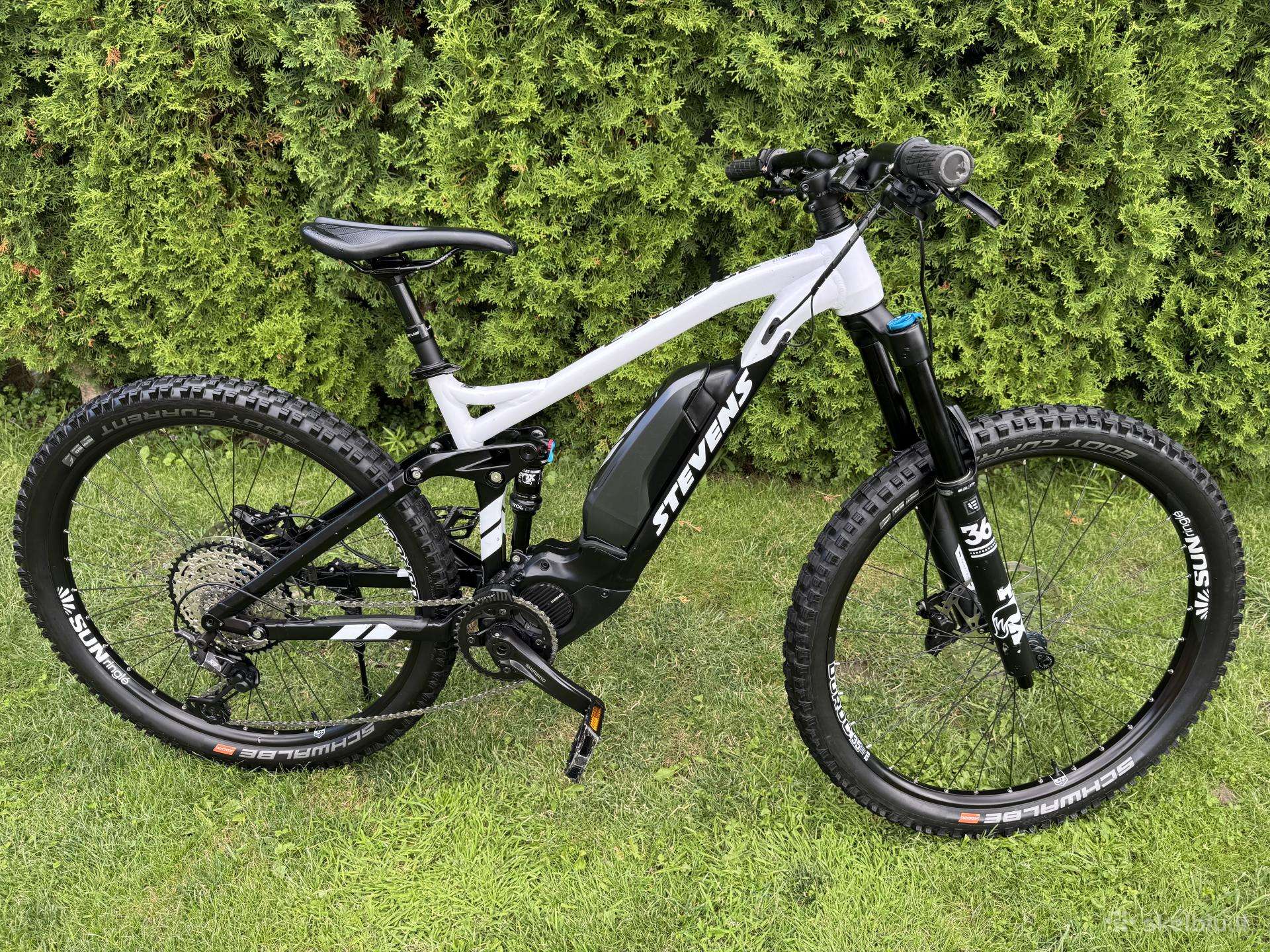 Stevens E-sledge full suspension