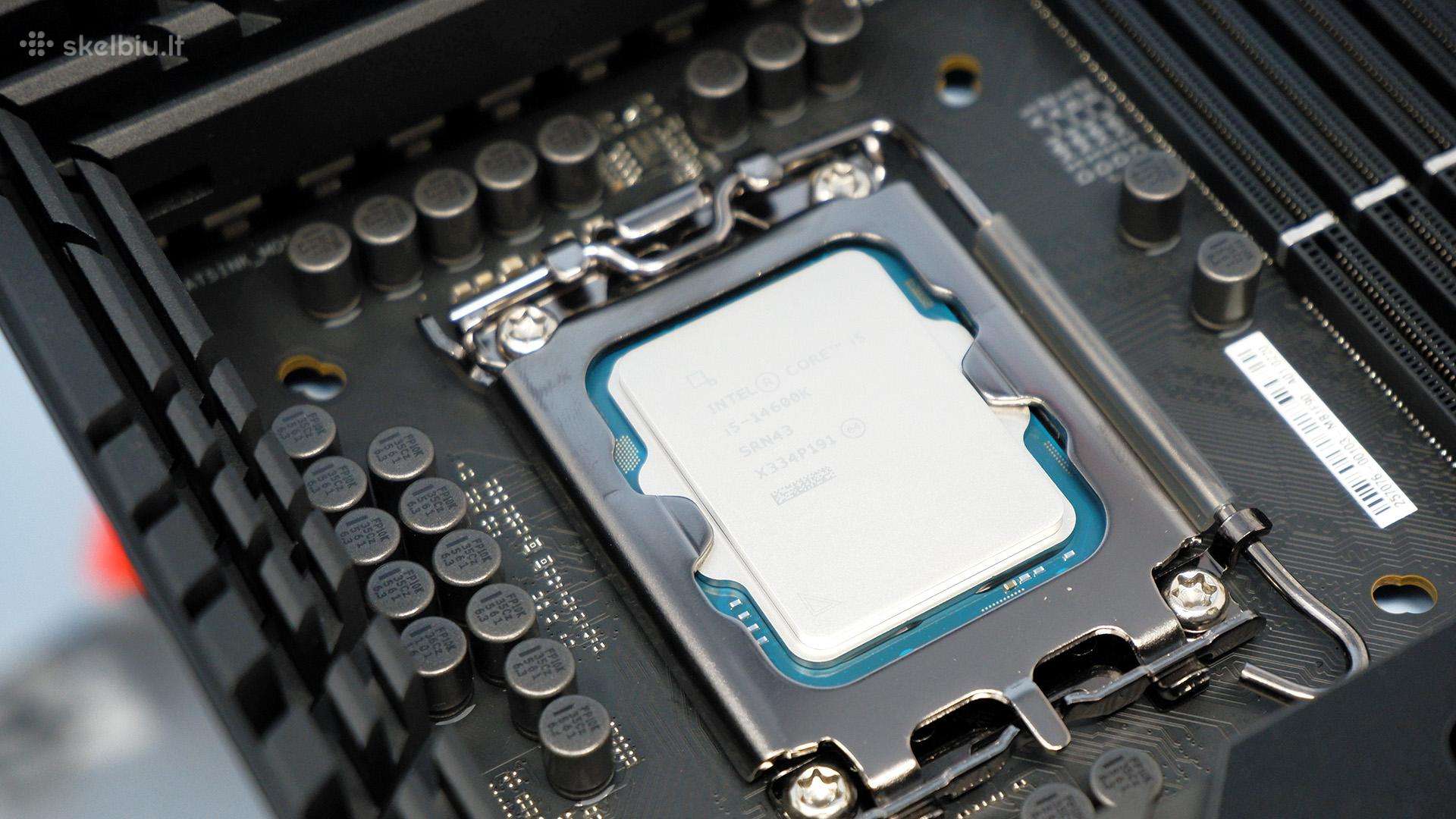 Įvairūs Intel ir Amd procesoriai