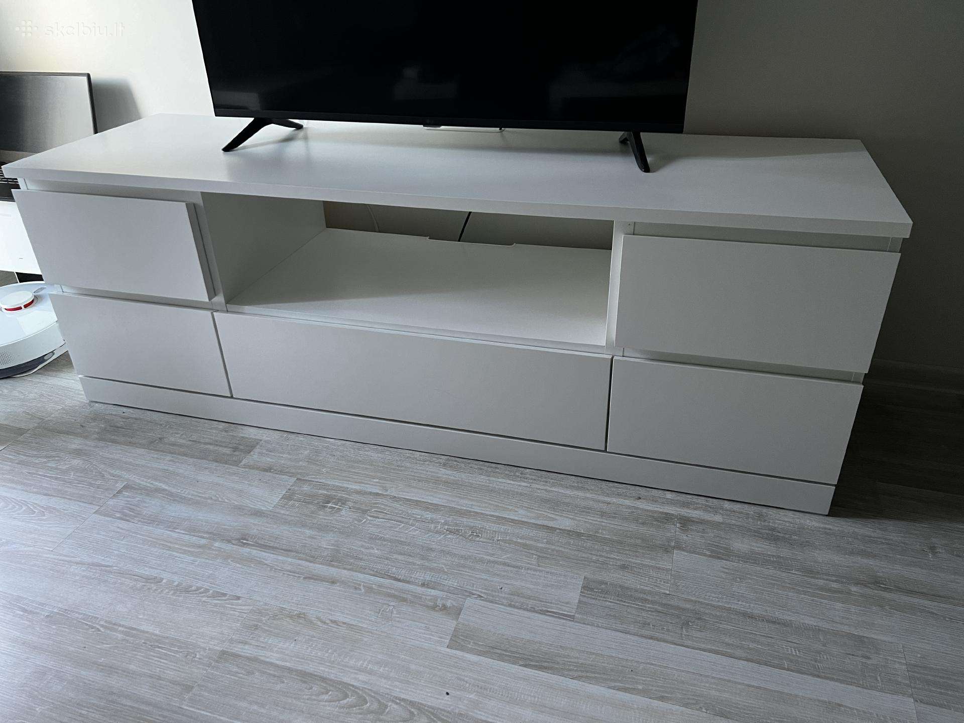 TV staliukas