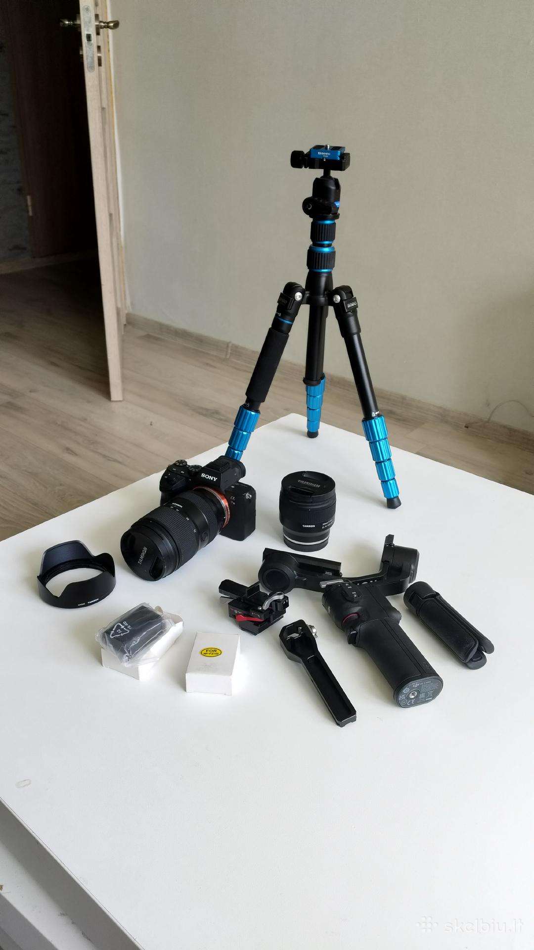 Sony A7 III komplektas
