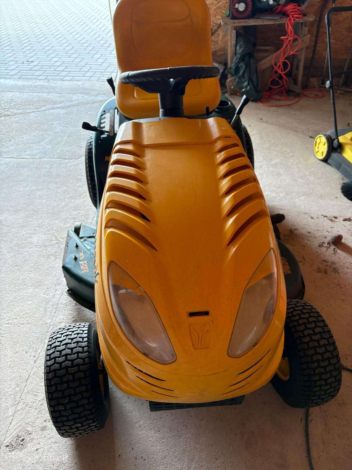 Traktoriukas Yard-man