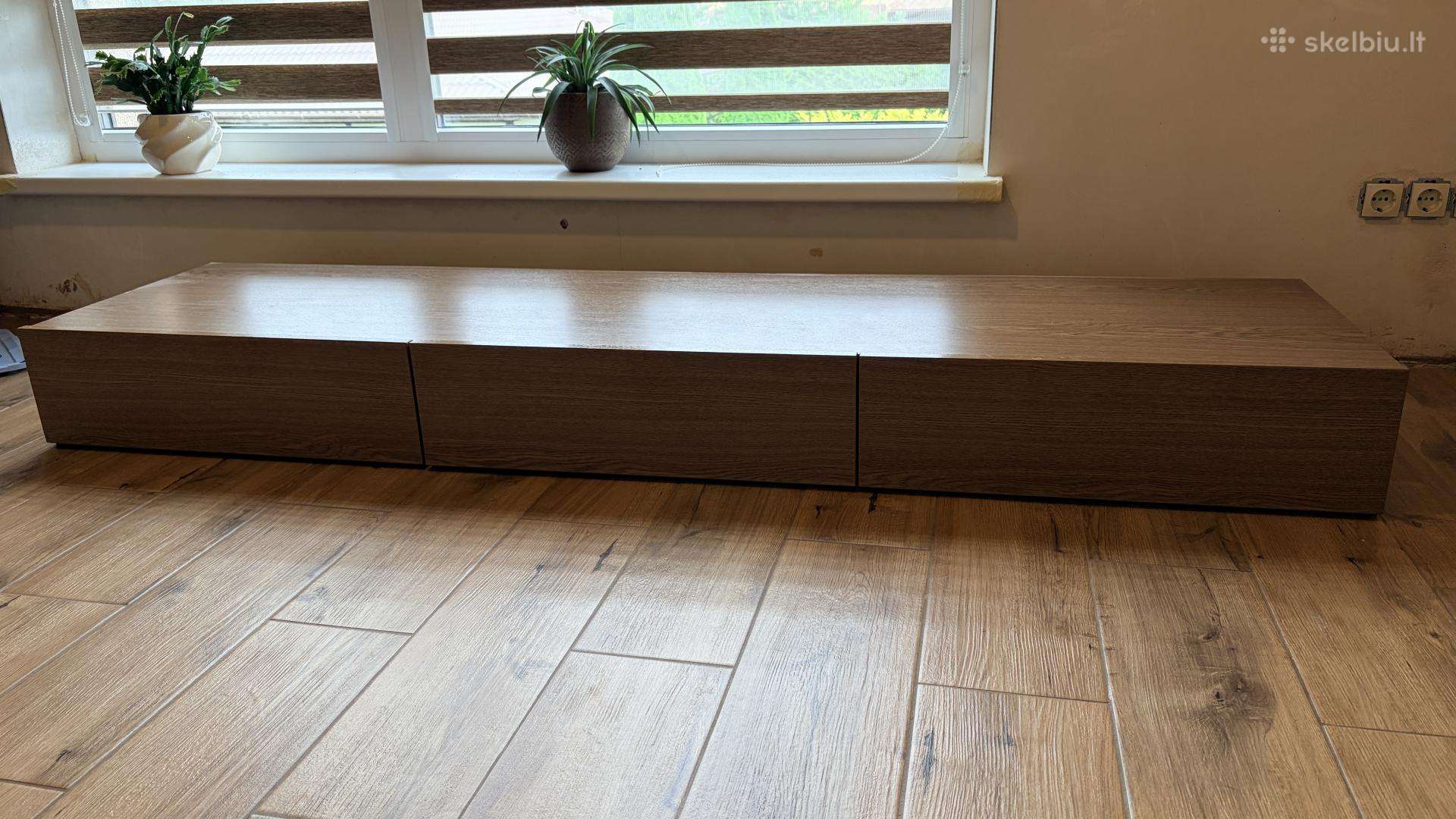 Dovanojame spintelę