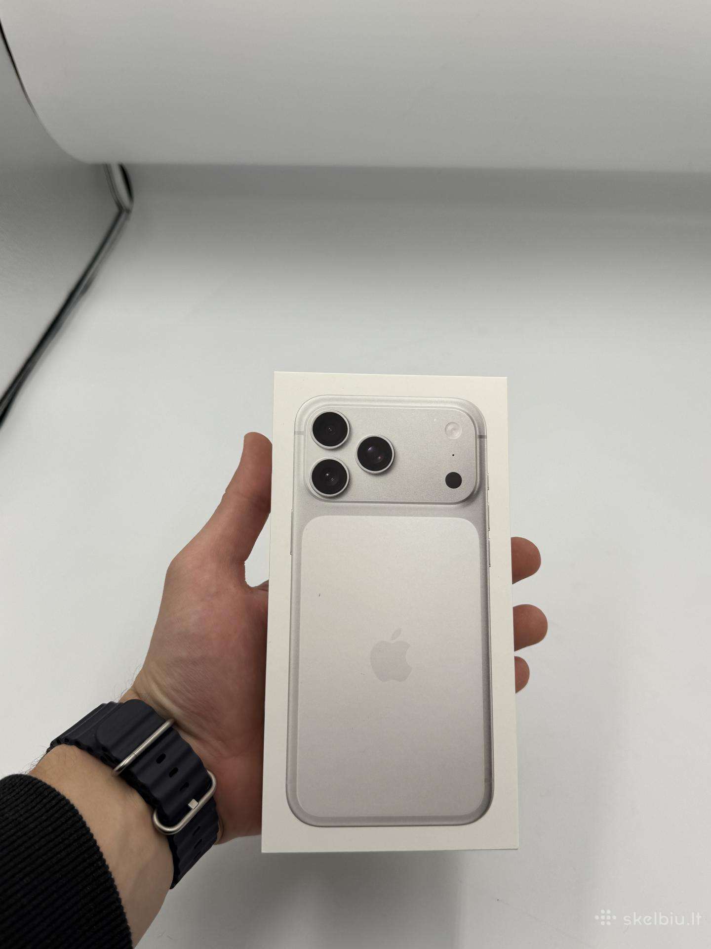 iPhone 17 Pro Max 256 GB, Silver, Neišpakuotas