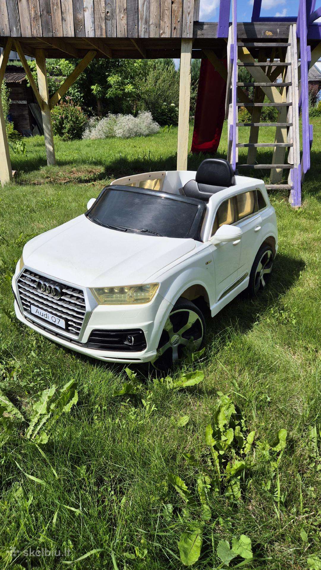 Vaikiškas elektrinis automobilis