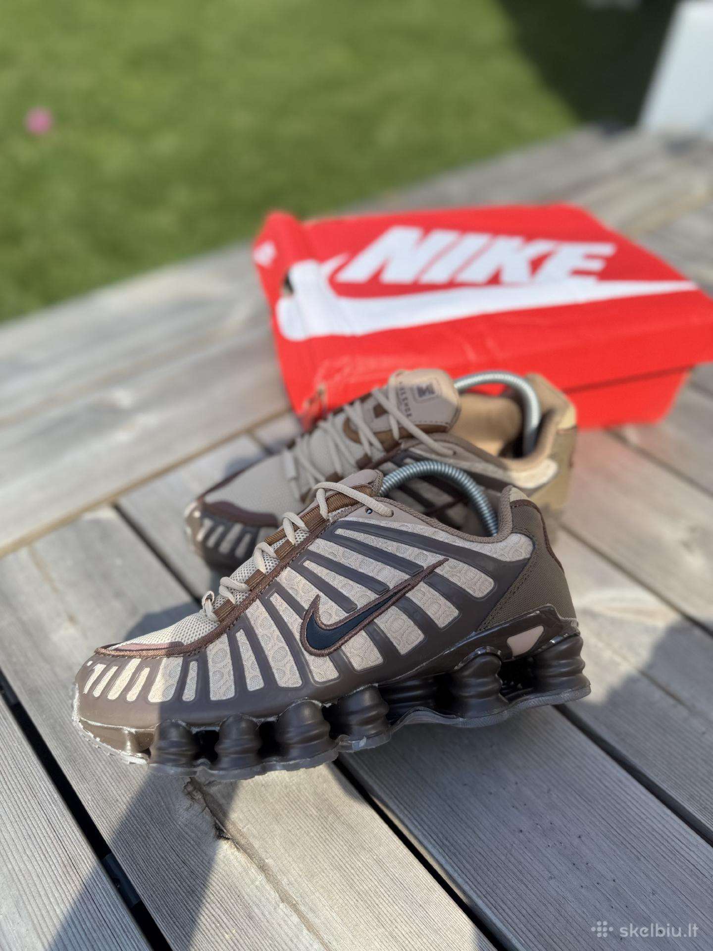 Nike Shox 40