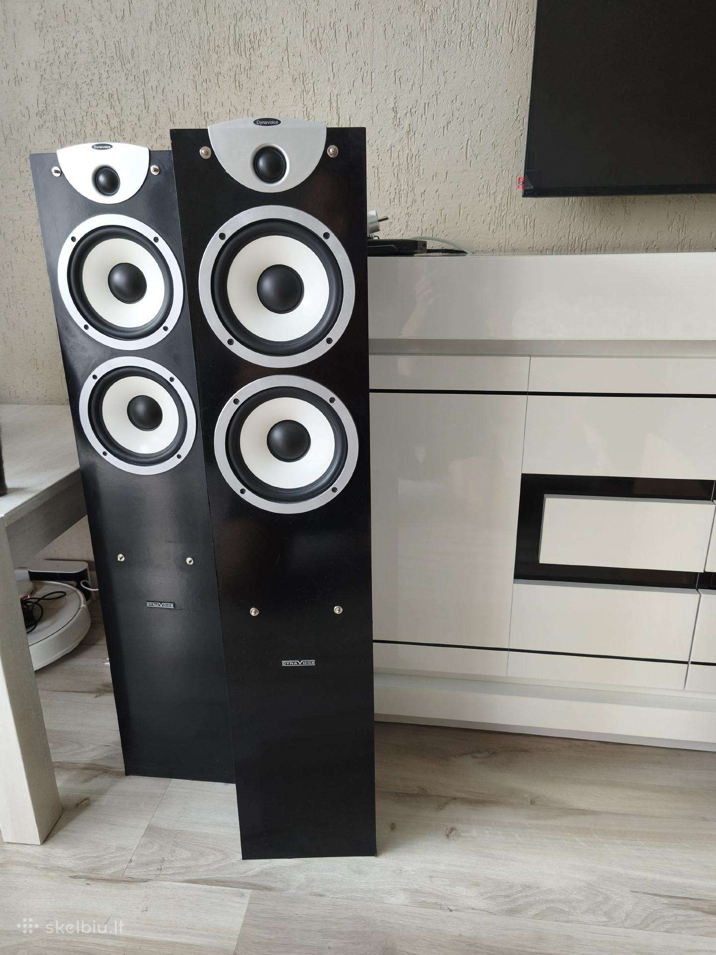 Dynavoice Magic F6 kolonėlės