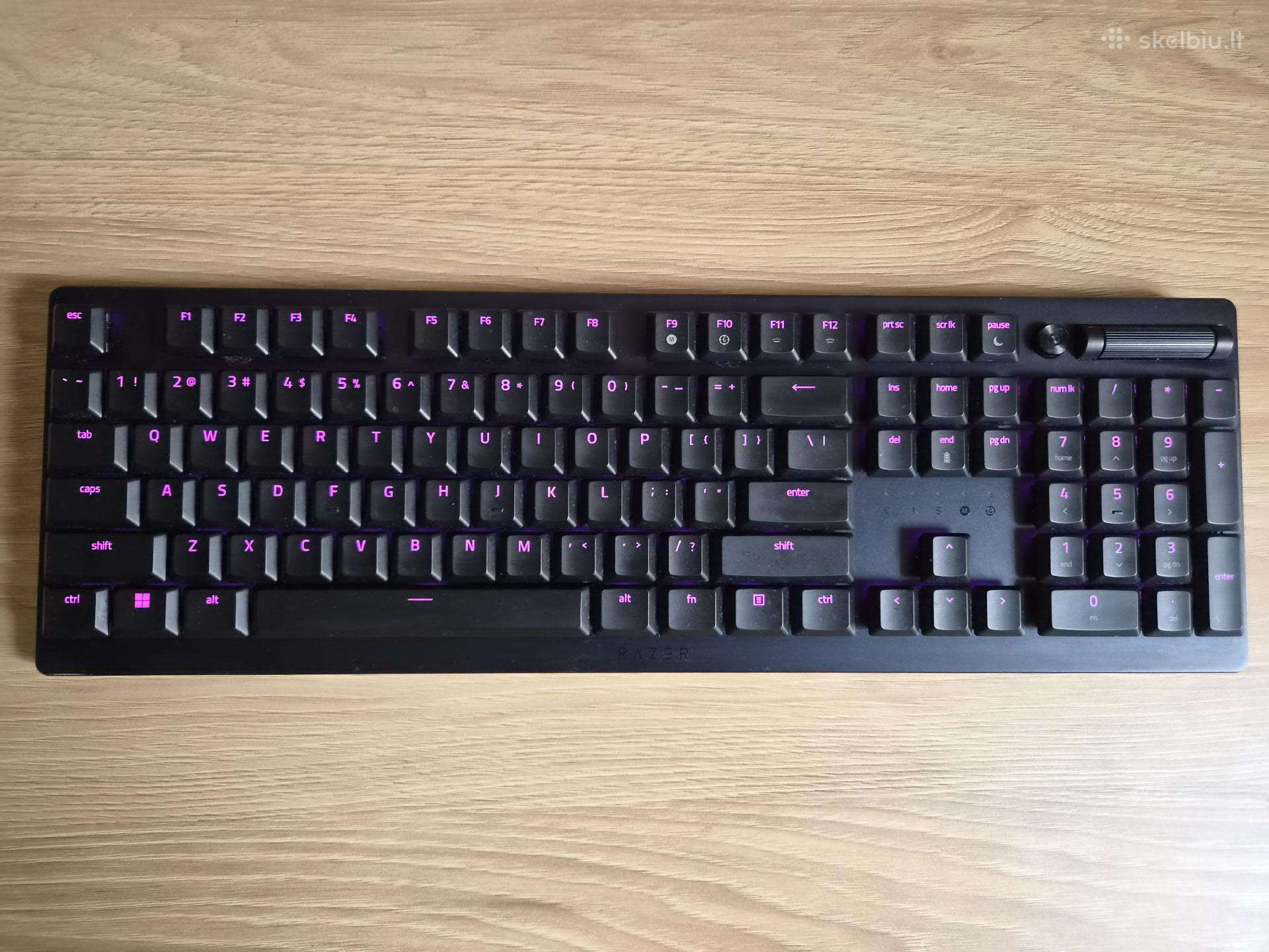 Parduodu naudotas klaviatūras Deathstalker v2 Pro