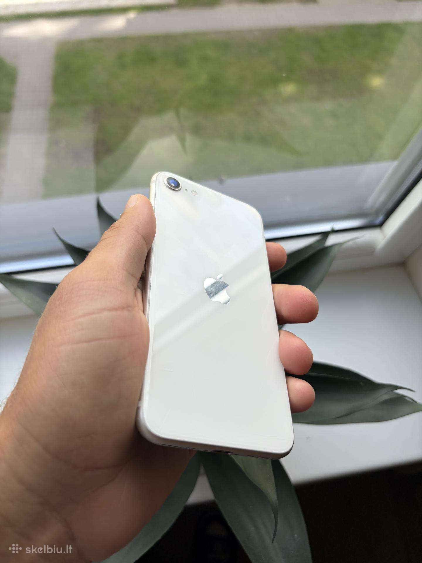 iPhone se 2022