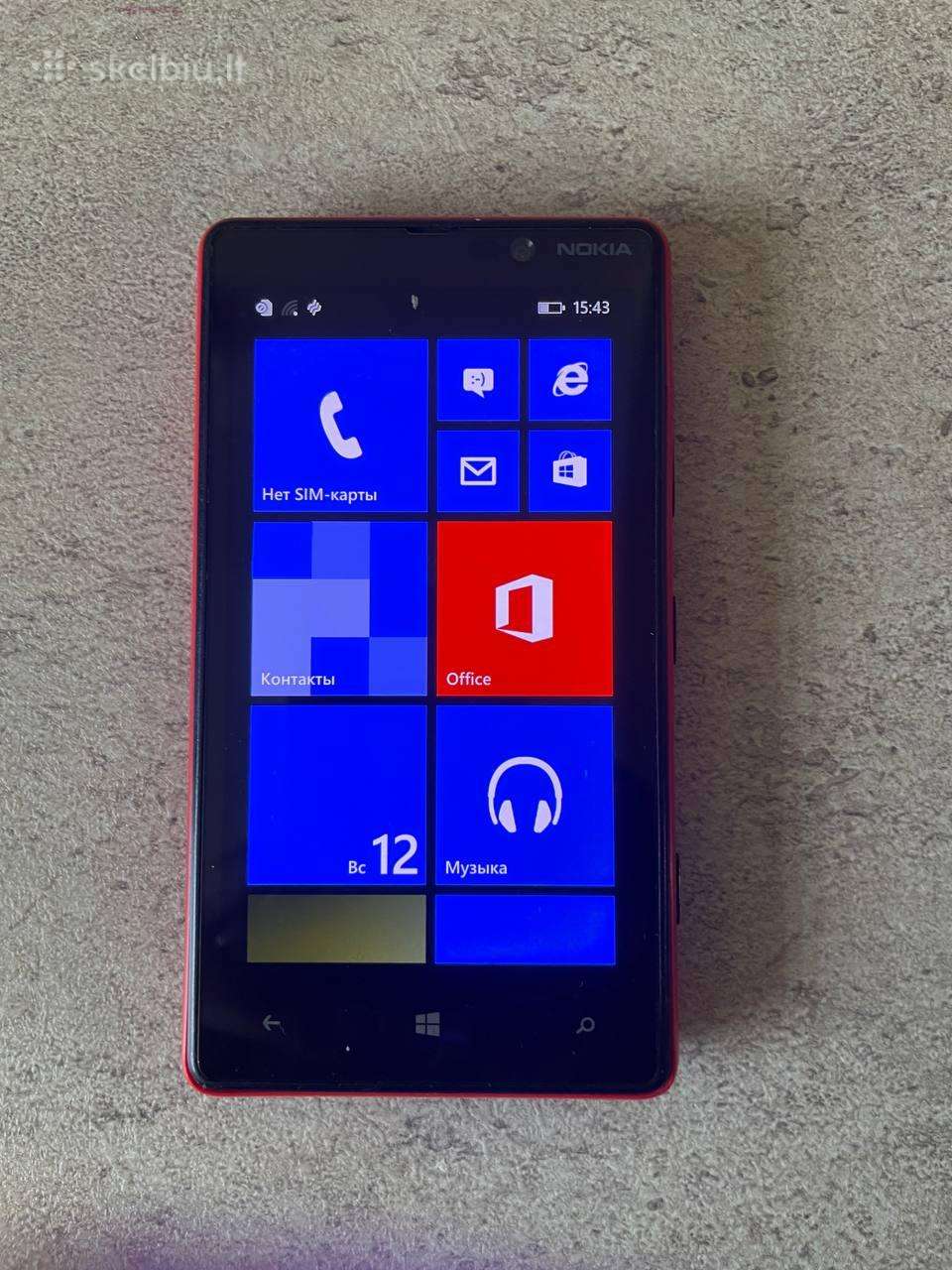 Nokia 820 Windows phone