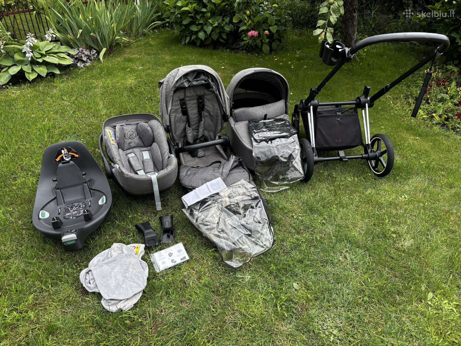 Cybex Priam 3 in 1 + autokėdutės bazė