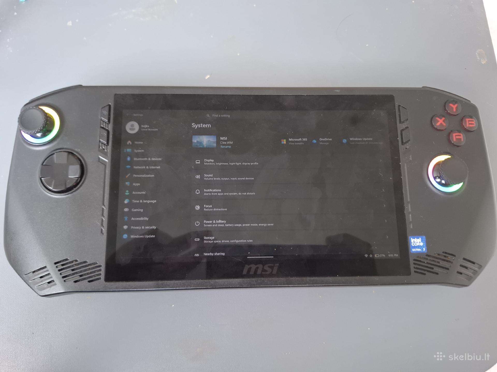 Claw a1m ultra 7 16gb 1 t 300e