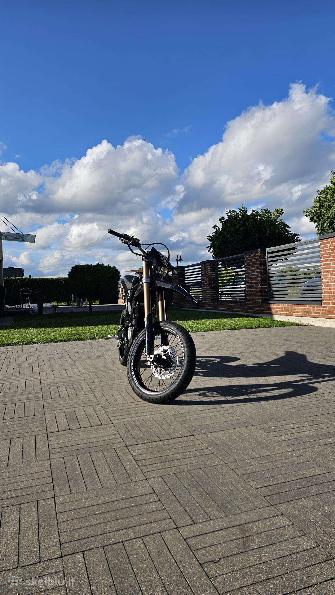 Sur-Ron Ultra bee, enduro / adventure