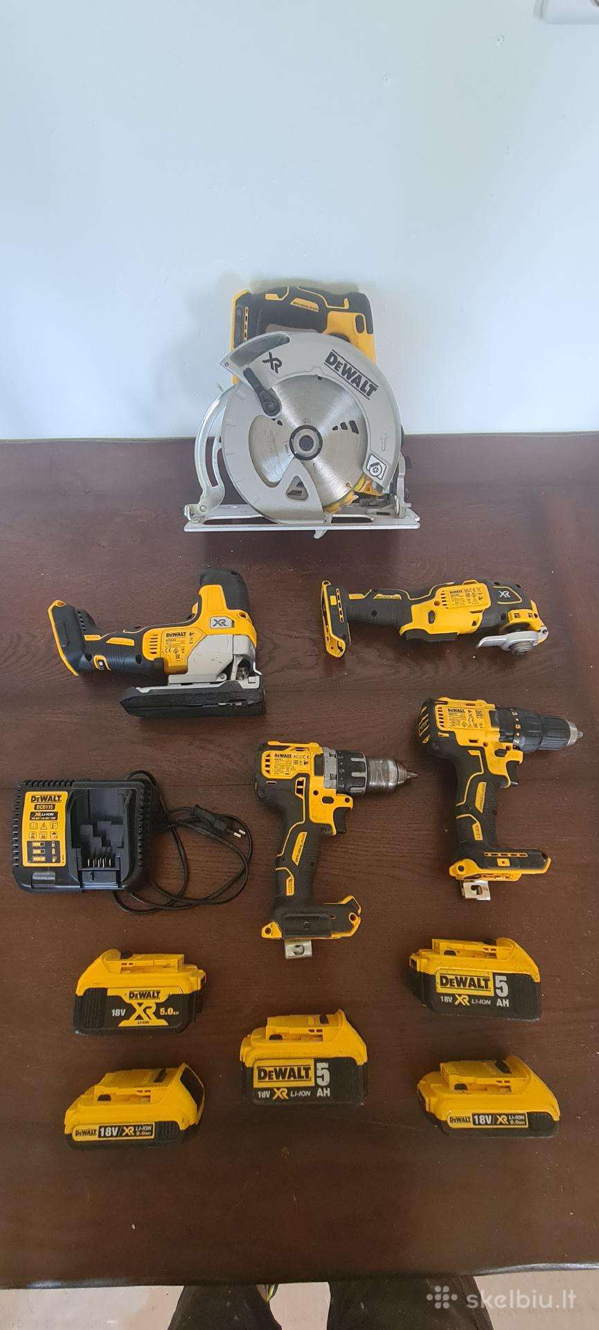 Makitos,dewalt komplektai