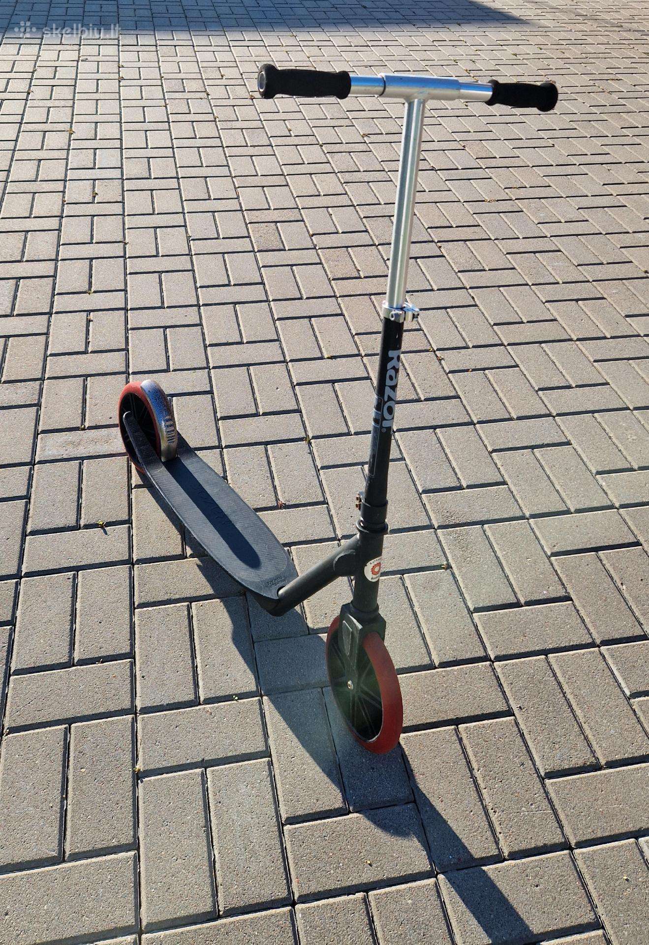 Paspirtukas Razor Carbon Lux (dideli ratai, sulank