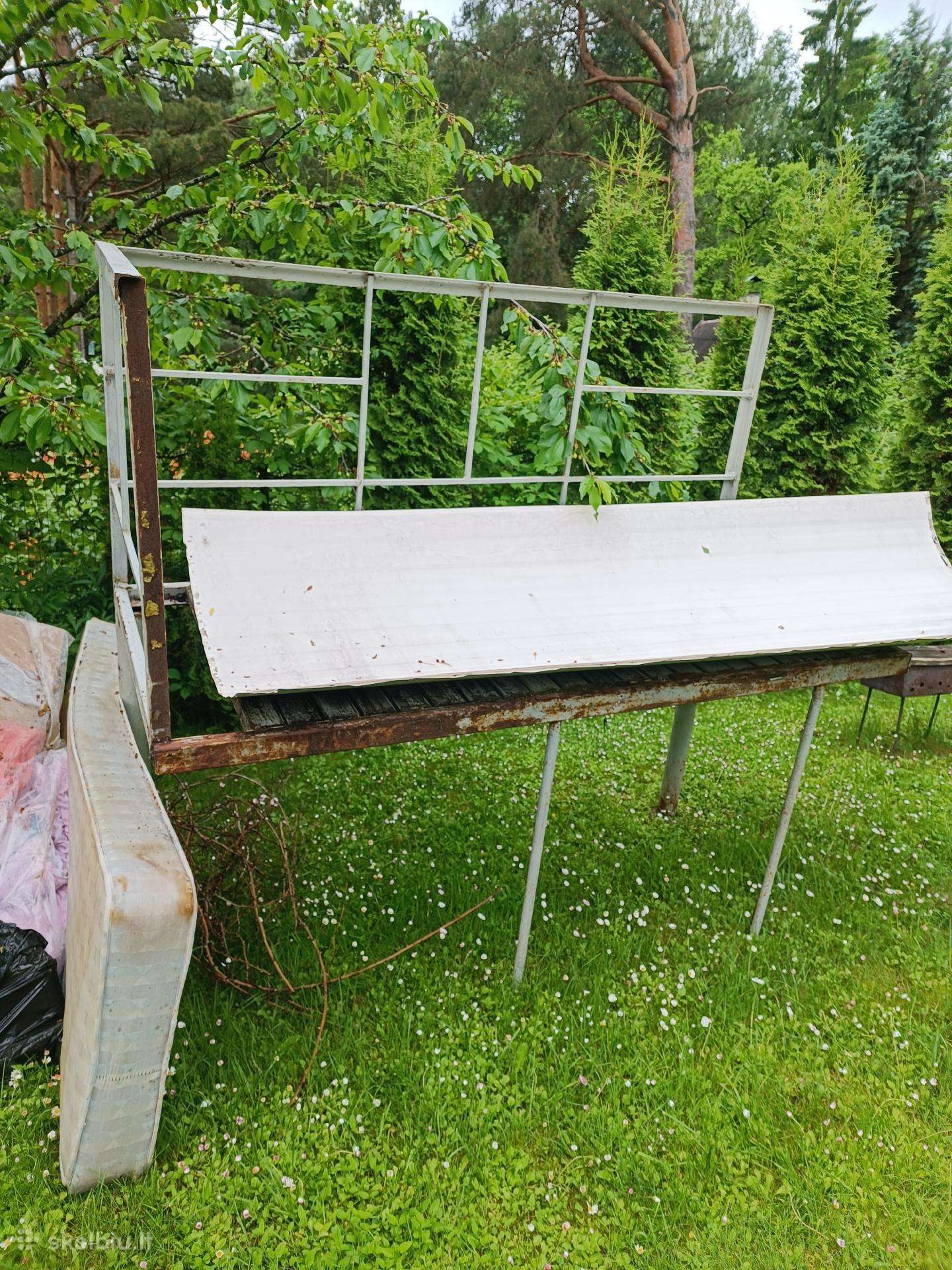 Metaline konstrukcija