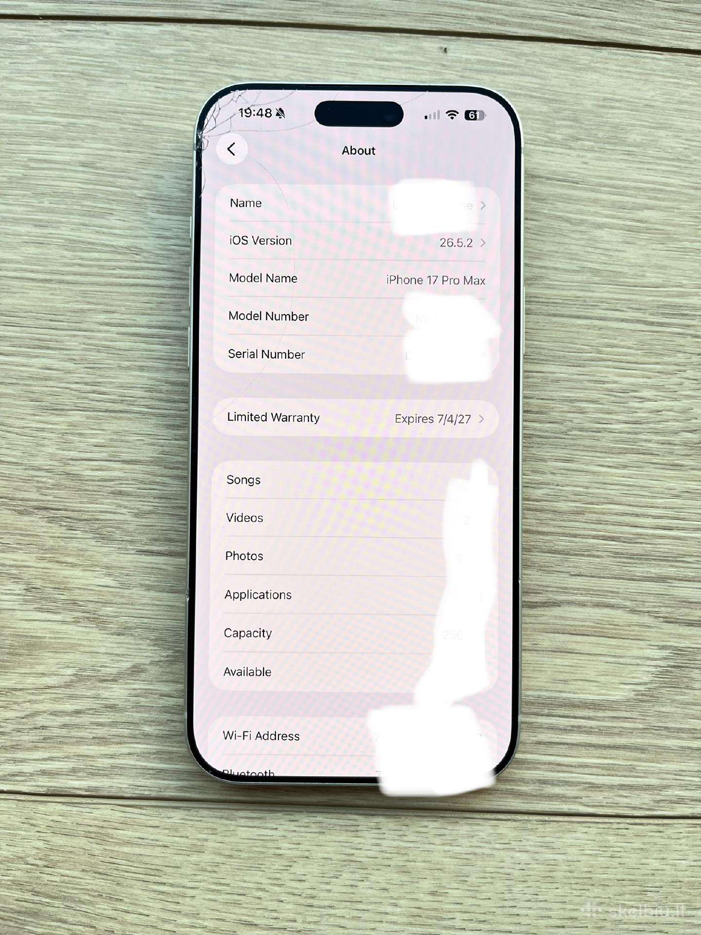 iPhone 17 pro max