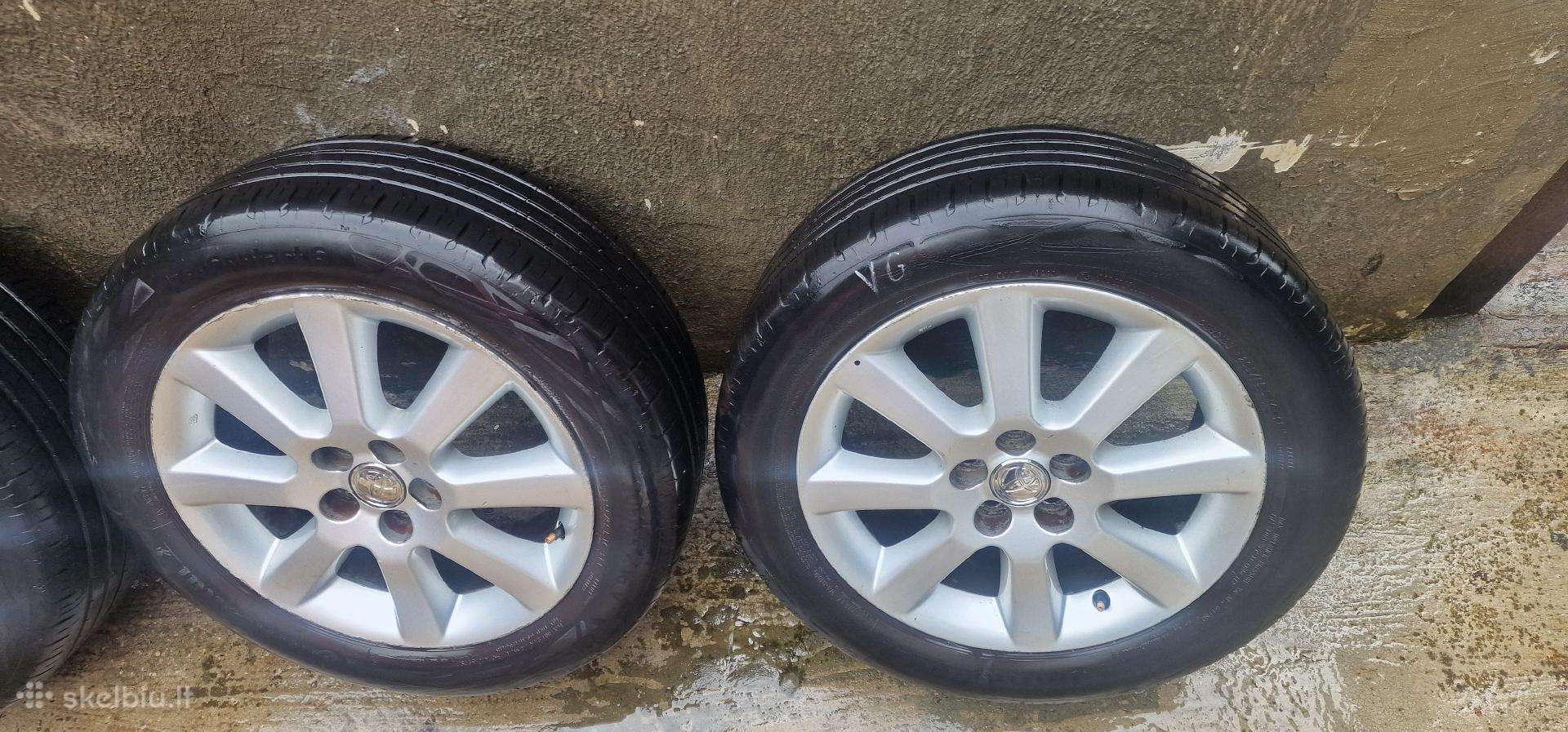 Parduodu originalius Toyota Avensis 2005m. lietus