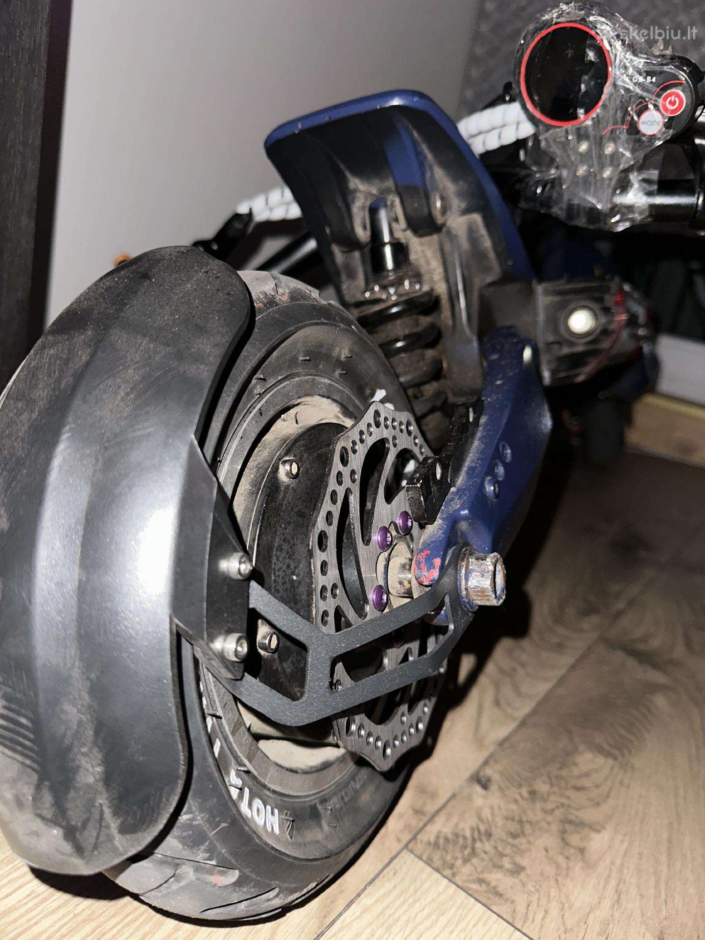 Beaster scooter bs61st
