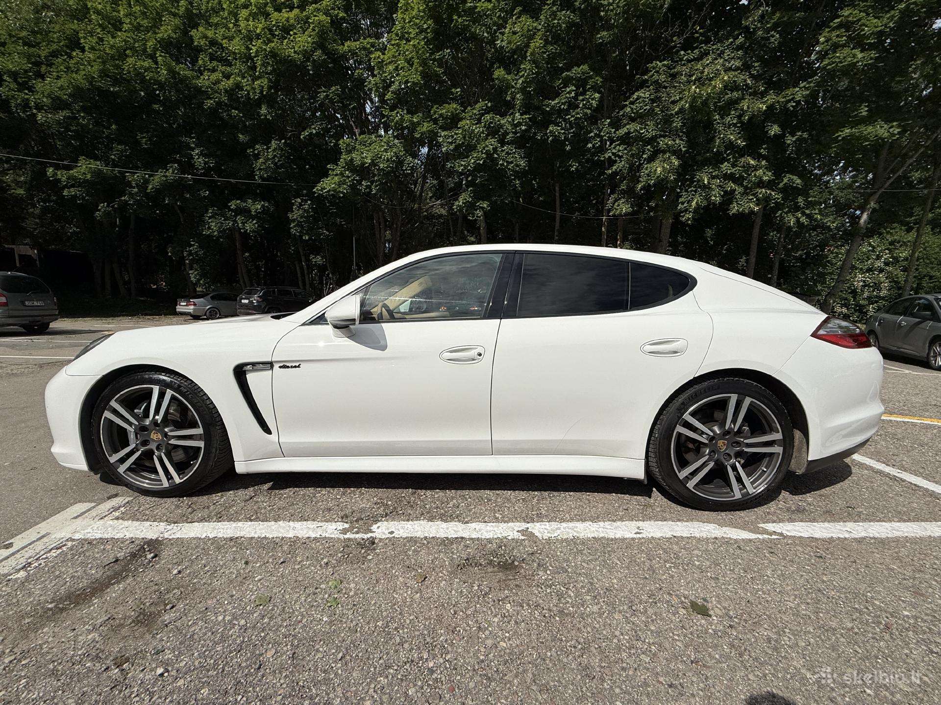 Porsche Panamera, 3.0 l., Хэтчбек