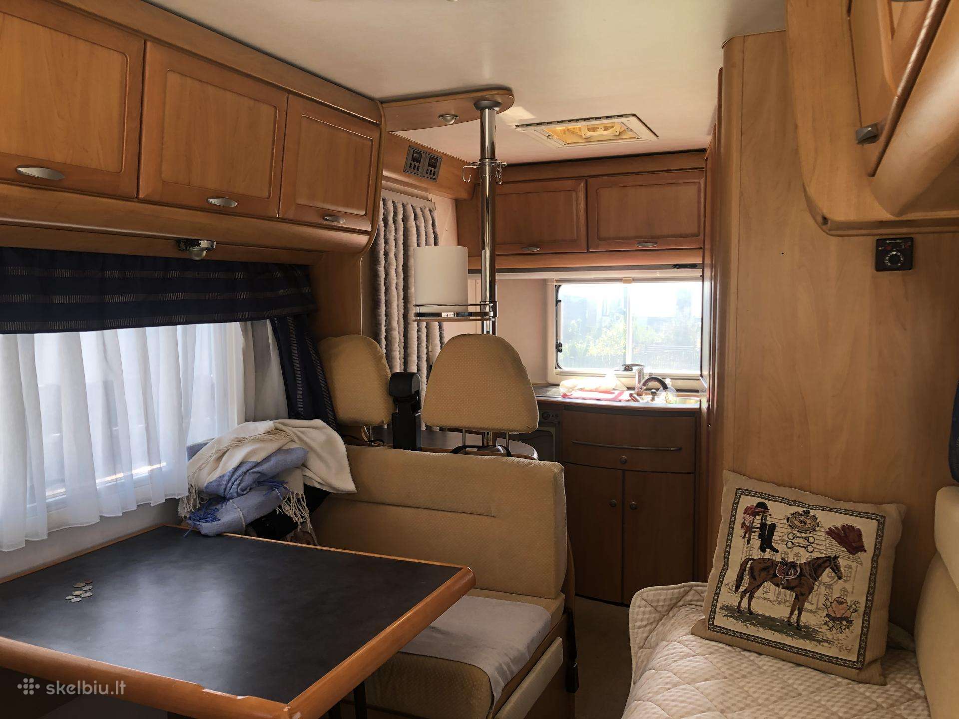 Hymer B544, campers