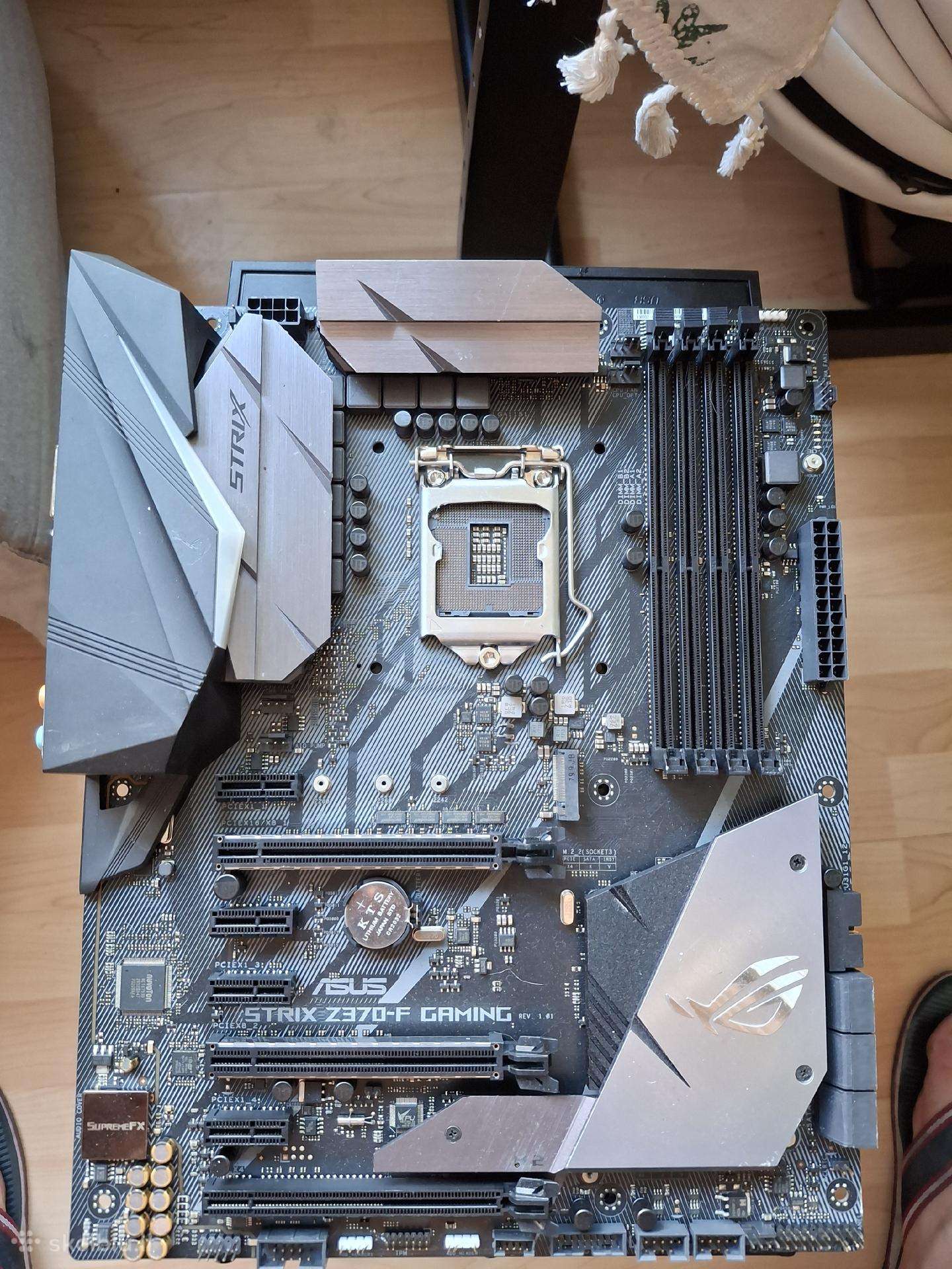 Z370,z170