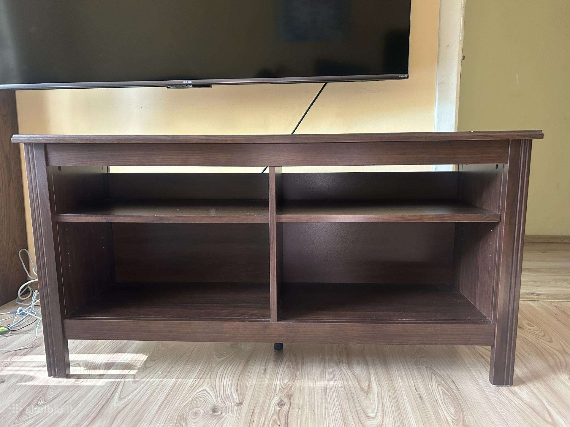 TV Staliukas Ikea Brusali