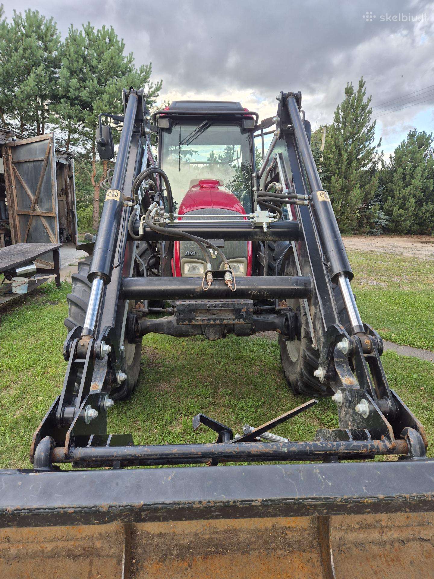 Valtra a92 su frontaliniu 2010m