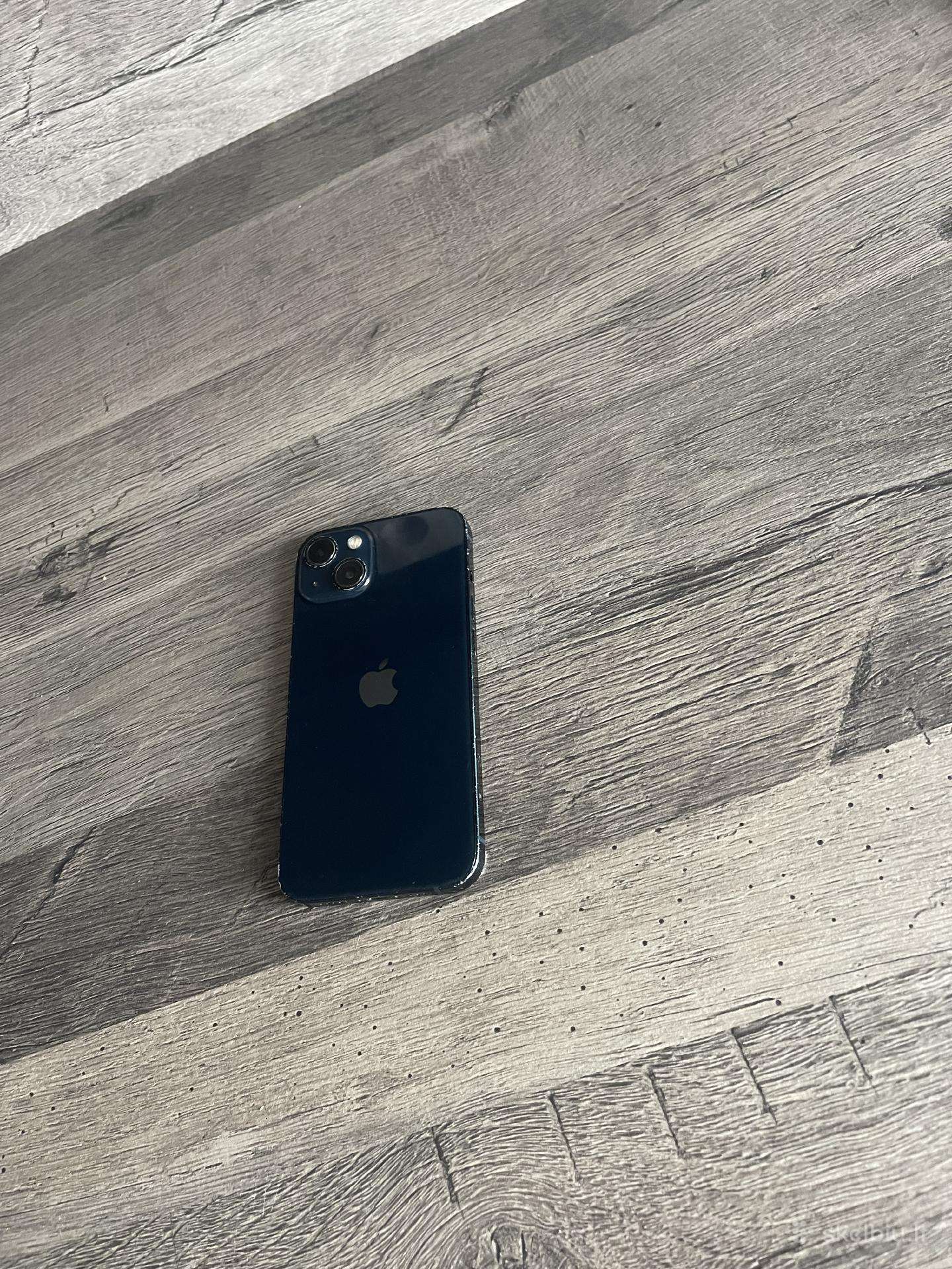 iPhone 13