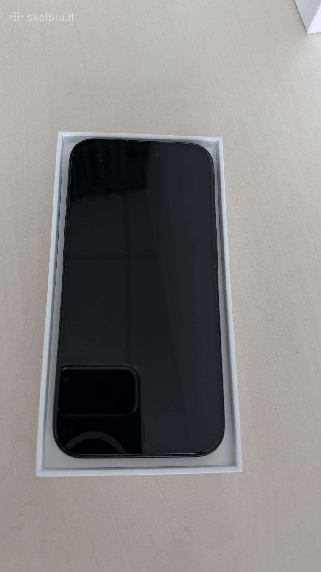 iPhone 15