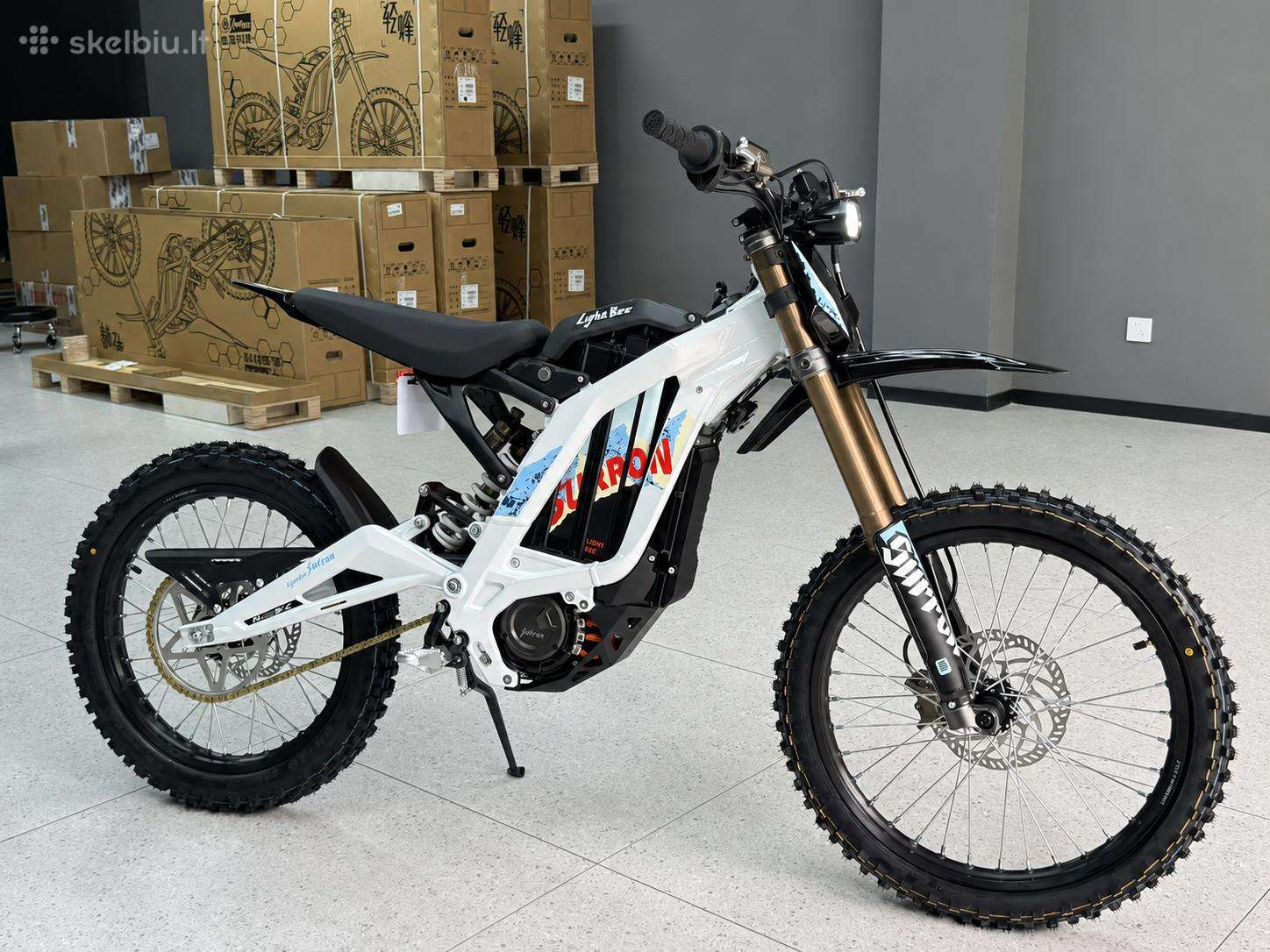 Nauji Surron Lbx / Valtinsu Em 23 2026