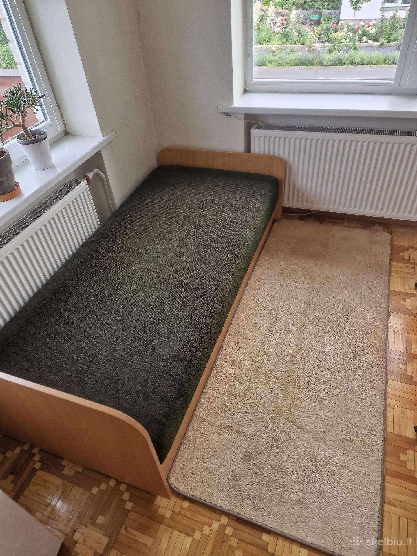 Viengulė ir dviejų aukštų lova