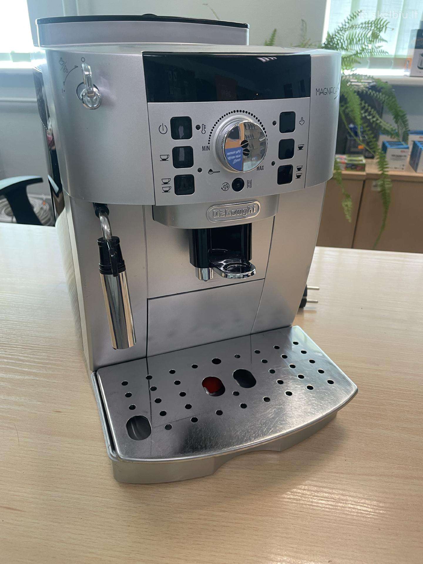 Kavos aparatas Delonghi Magnifica S