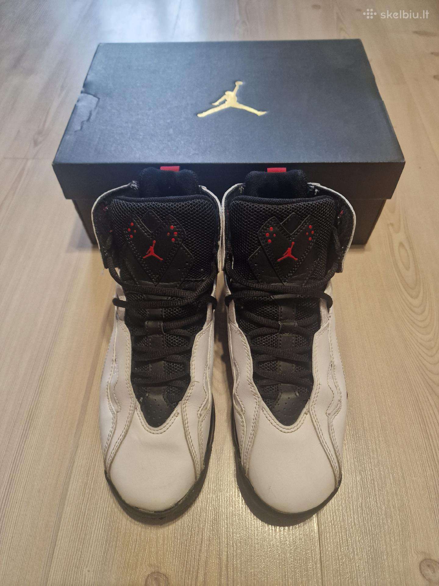 Jordan true flight (gs)