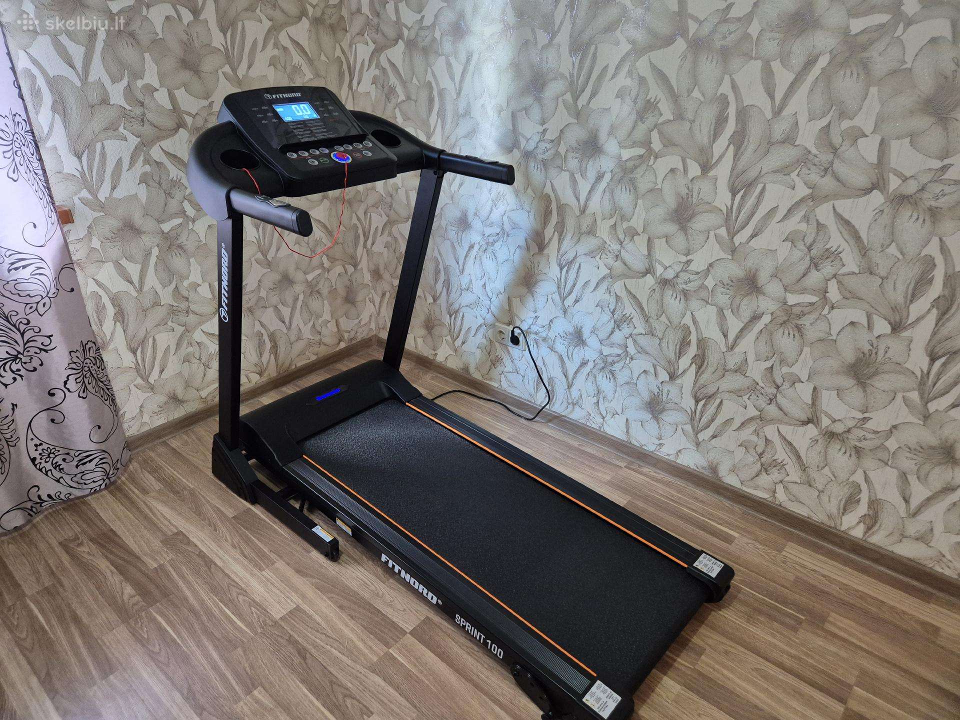 Bėgimo takelis Fitnord Sprint 100