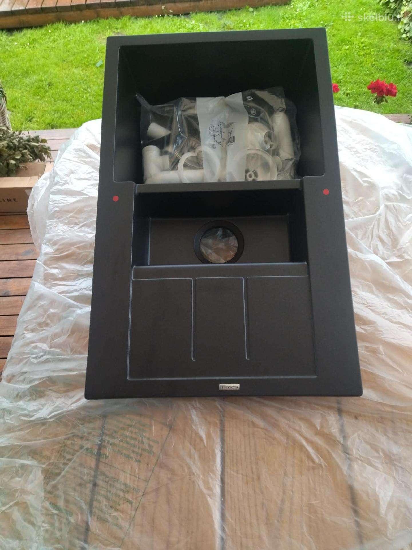 Nauja virtuvės kriauklė