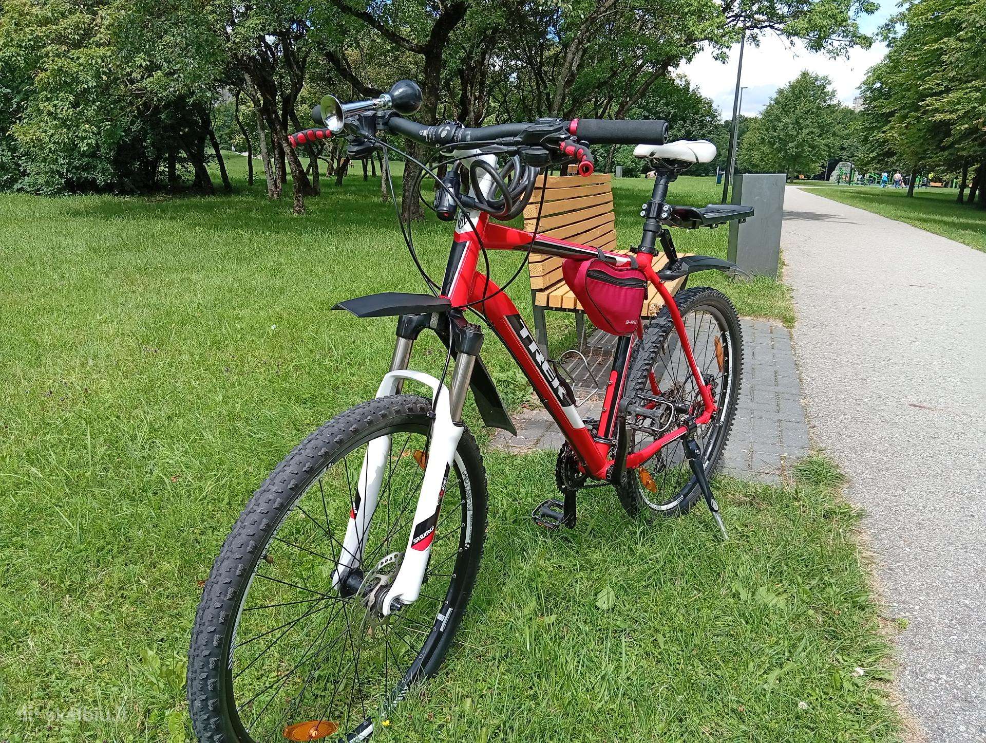 Trek 4700
